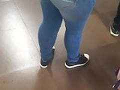 Novinha rabuda bundao GG jeans colado Online | xvideosearch.com