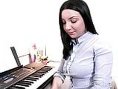 Cutie fails to play the piano but gets a chance to ride cock