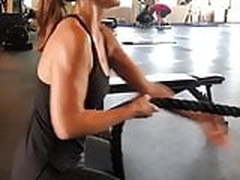 Minka Kelly working out