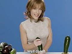 Gillian Anderson Gets Handsy with a Cucumber Online | xvideosearch.com