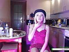 Blogika-Nadejda Popkova youtube livestream upskirt sexydance