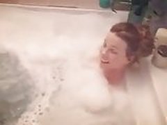 Kate Beckinsale in a bubble bath 2-18-2018