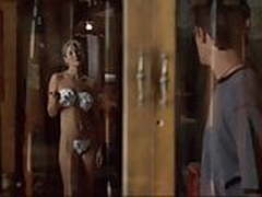 Ali Larter in Varsity Blues (1999) Hot Clip | xvideosearch.com