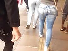 Big ass in jeans 2