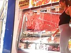 Favelada no acougue pronta pra levar linguicada HD | xvideosearch.com